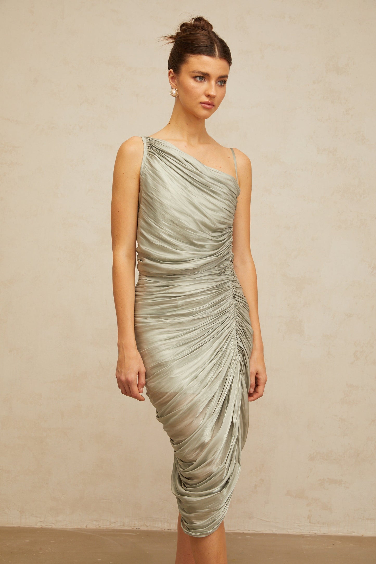 Lison glossy ruched midi dress in Grayish-green