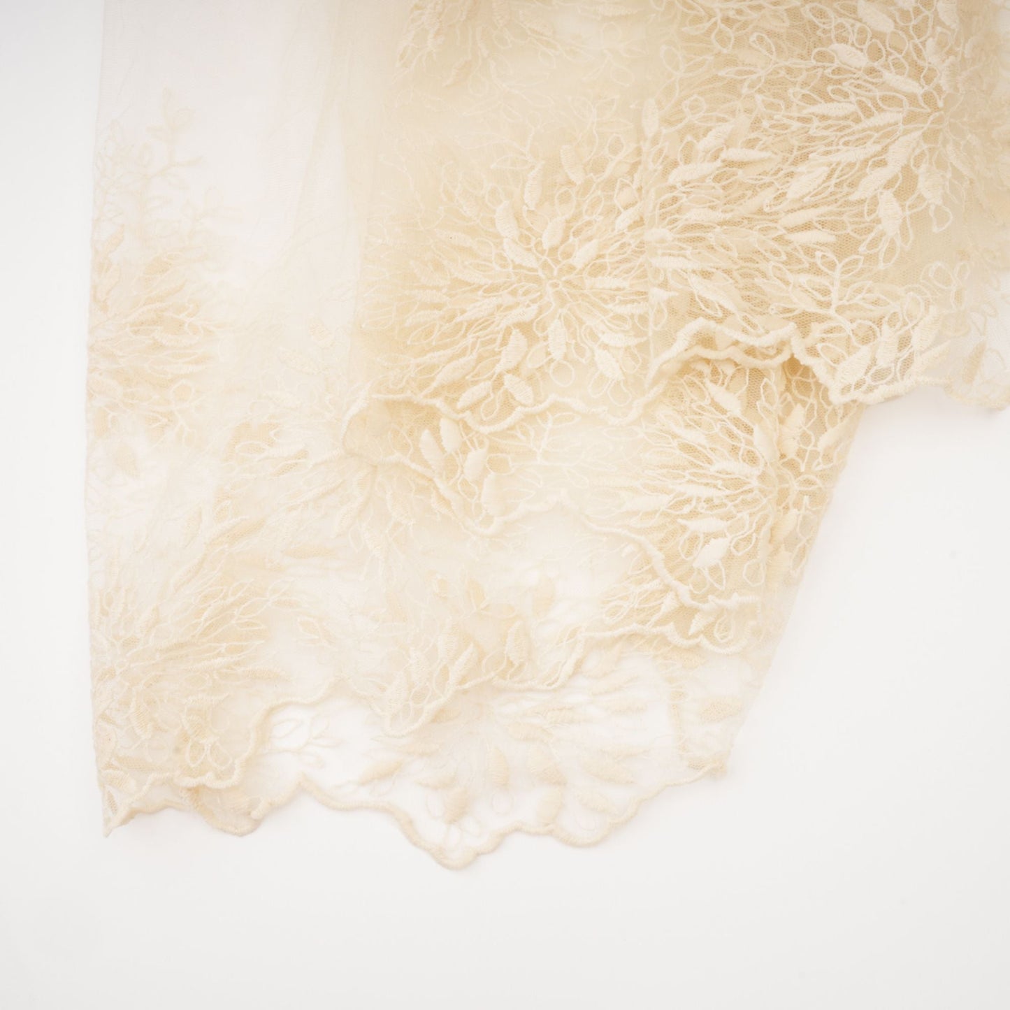 Bérénice lace-hem midi dress