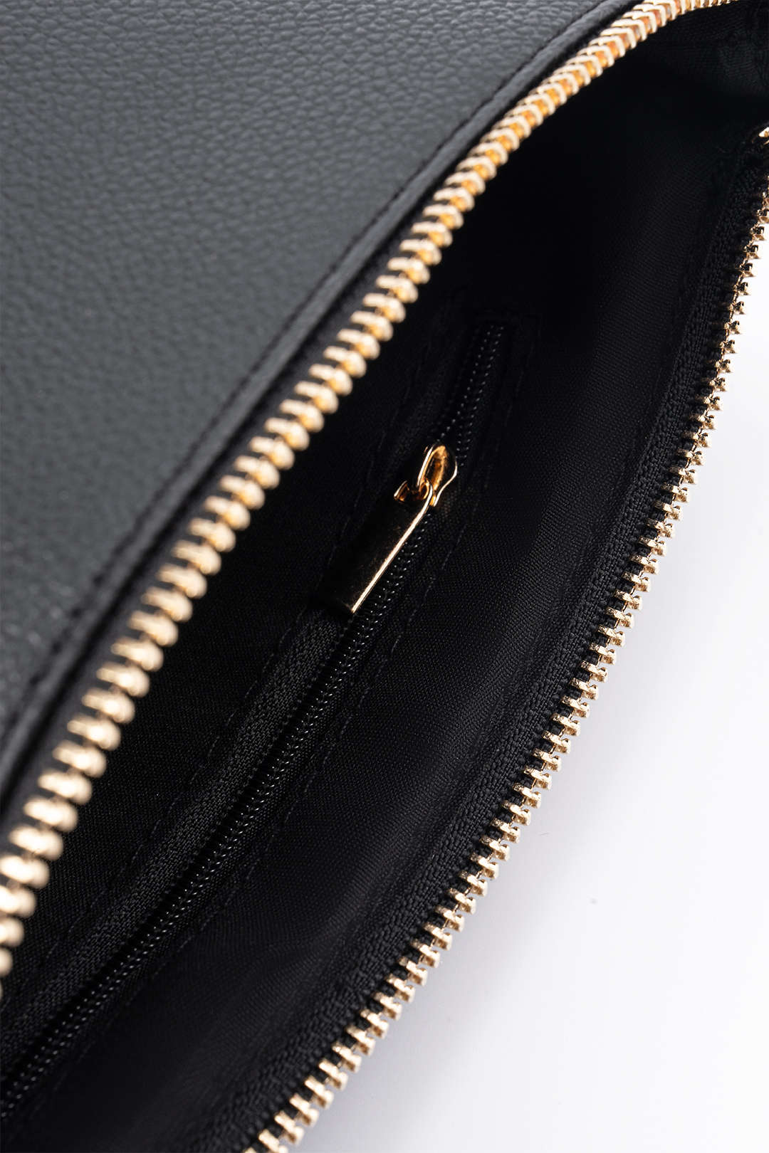 Metallic Decor Faux Leather Clutch Bag With Belt
