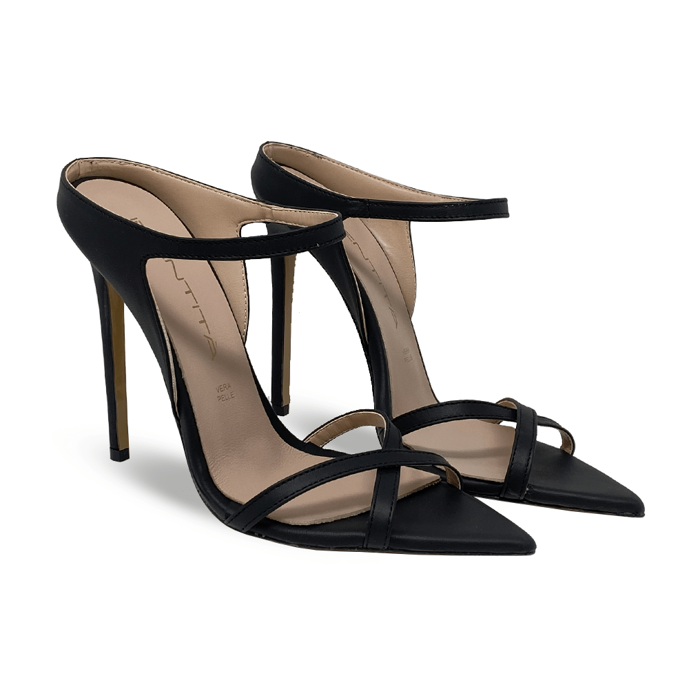 NORA VERNICE Black