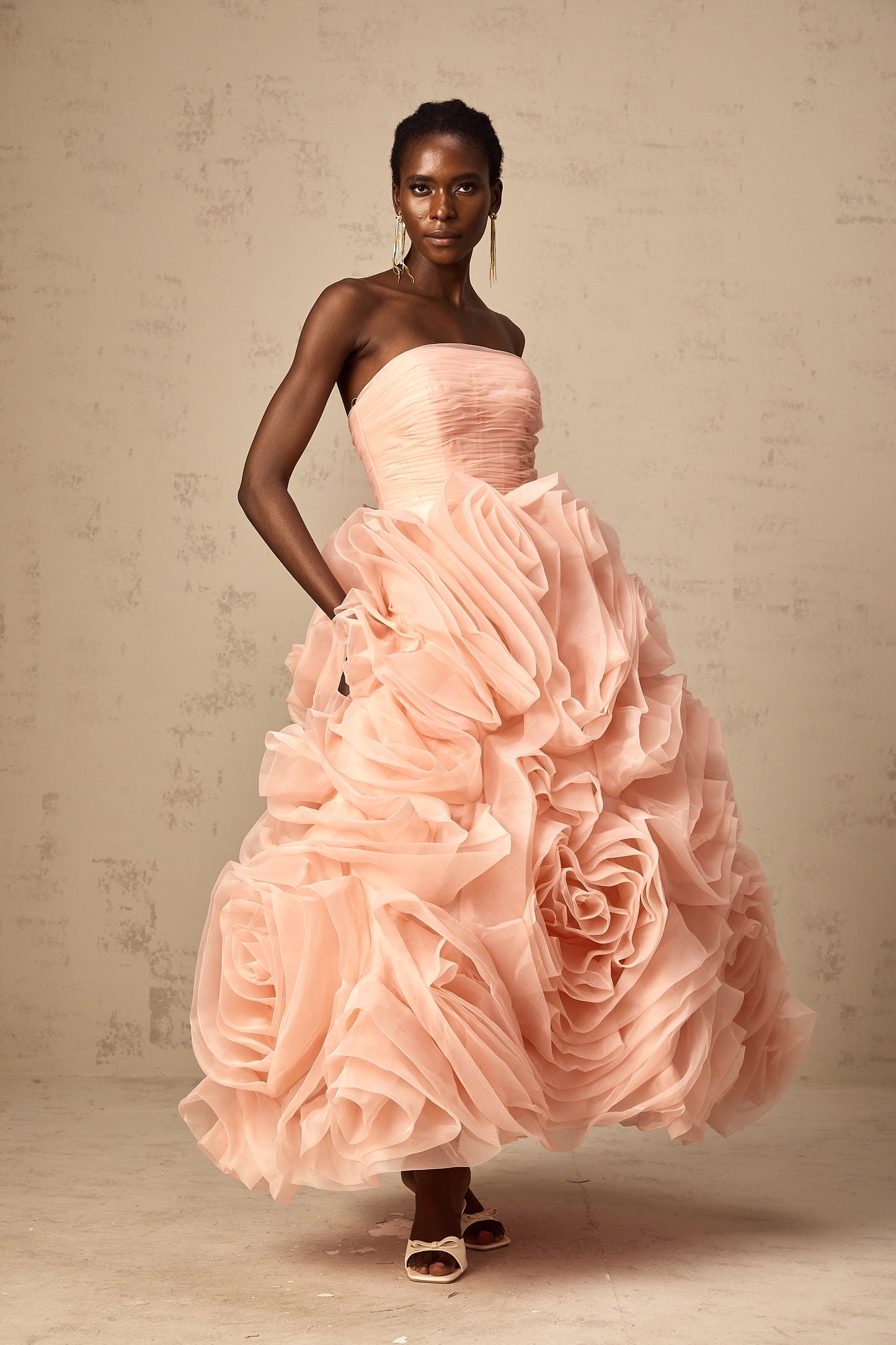 Leane Pink Off-Shoulder Tulle Midi Dress with 3D Petal Detail