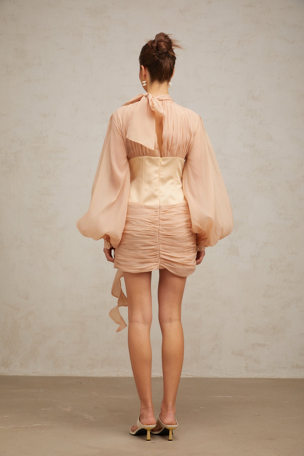 Téa cinched-waist floral-appliqué panelled mini dress