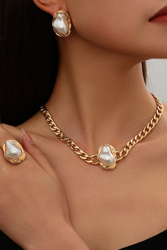 Pearl Irregular Metallic Necklace