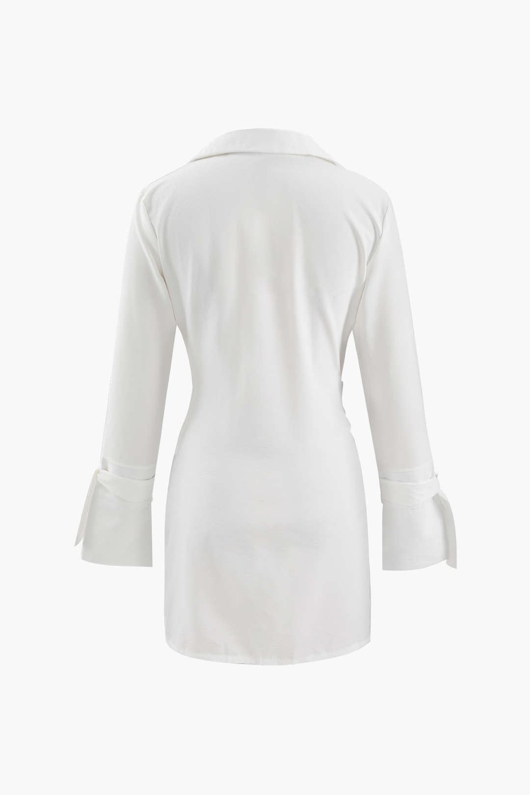 Vestido camisero mini cruzado con escote en V profundo 