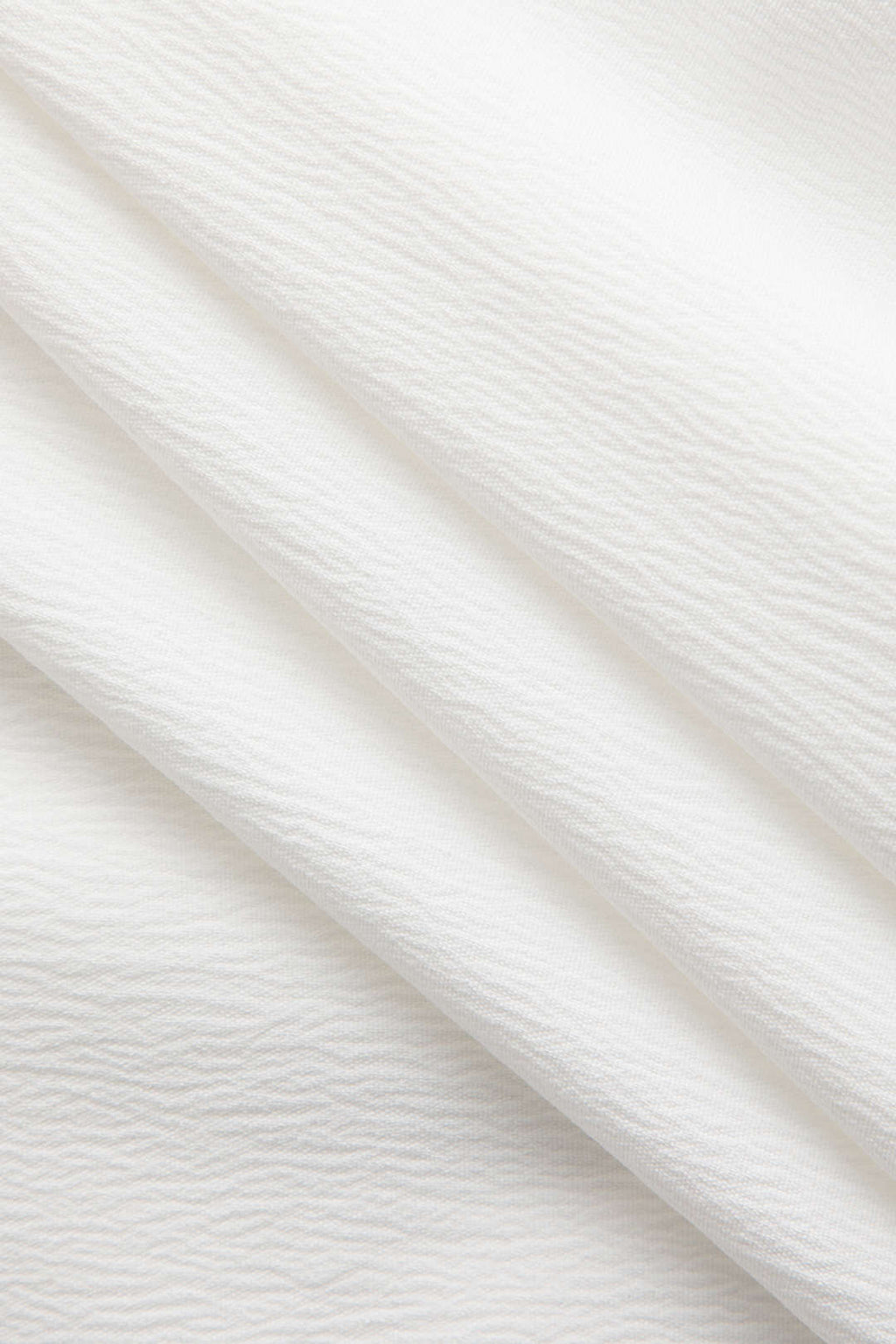 Vestido camisero mini cruzado con escote en V profundo 