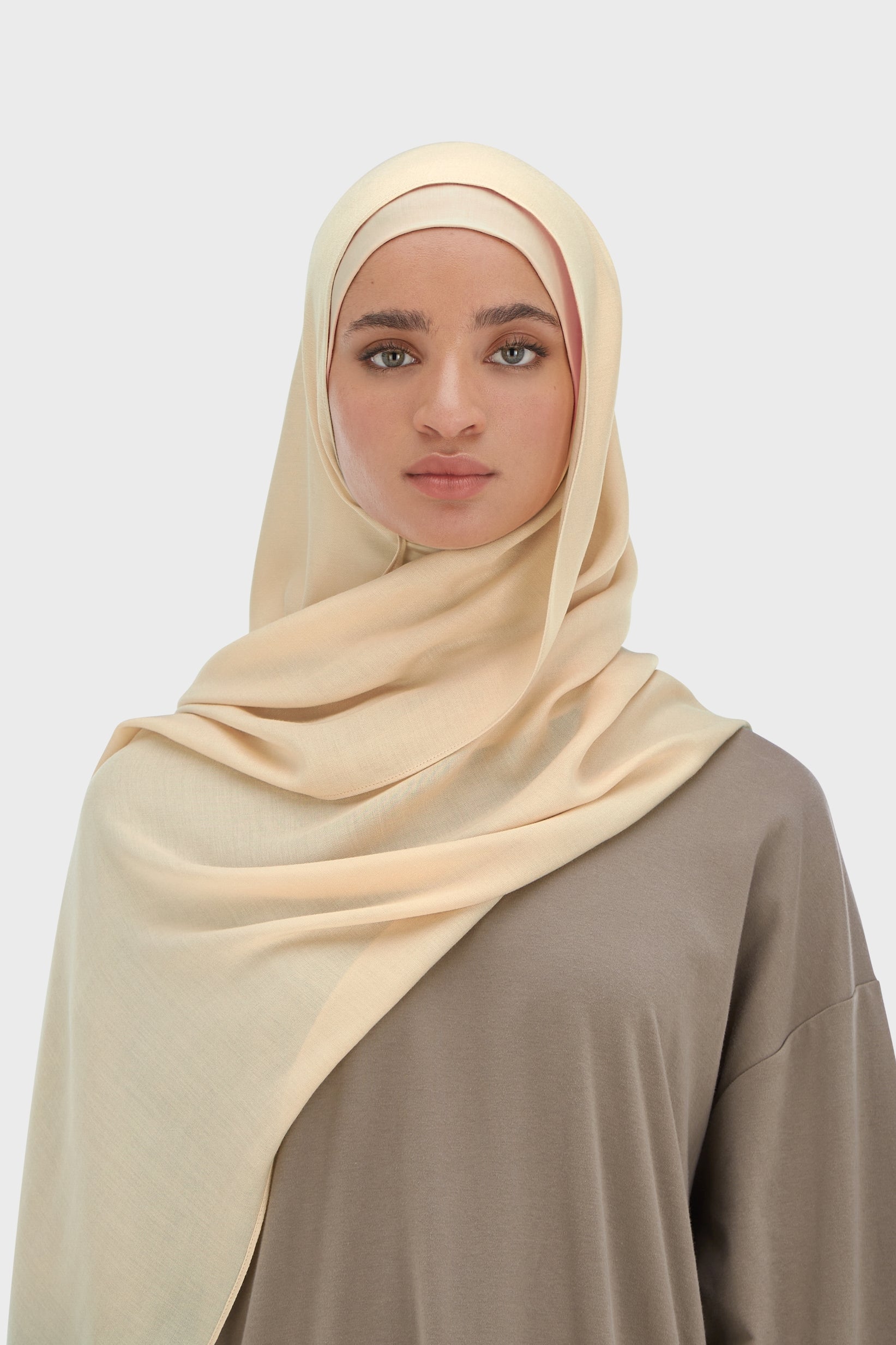 Hijab Tissé Ultra-Léger Collection Beurre Doux