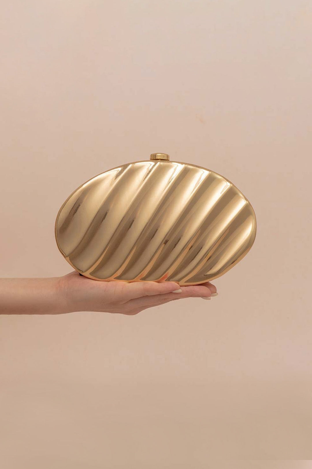 Shell Leaf-Shaped Box Clutch Bag